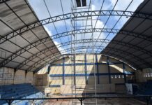 Reforma do ginásio do Centro de São Gonçalo entra na fase de instalação de nova cobertura